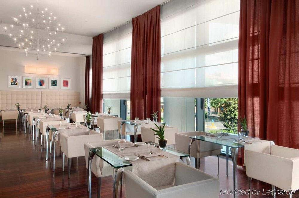 Hilton Metropole